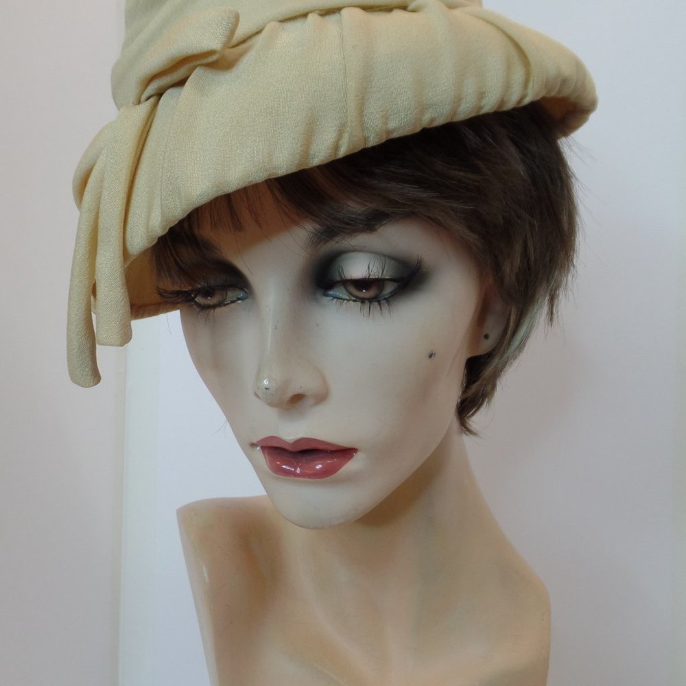 Vintage Tan Hat Polyester Hat W Ribbon Made in USA has Patent Label But no Brand - Picture 3 of 12